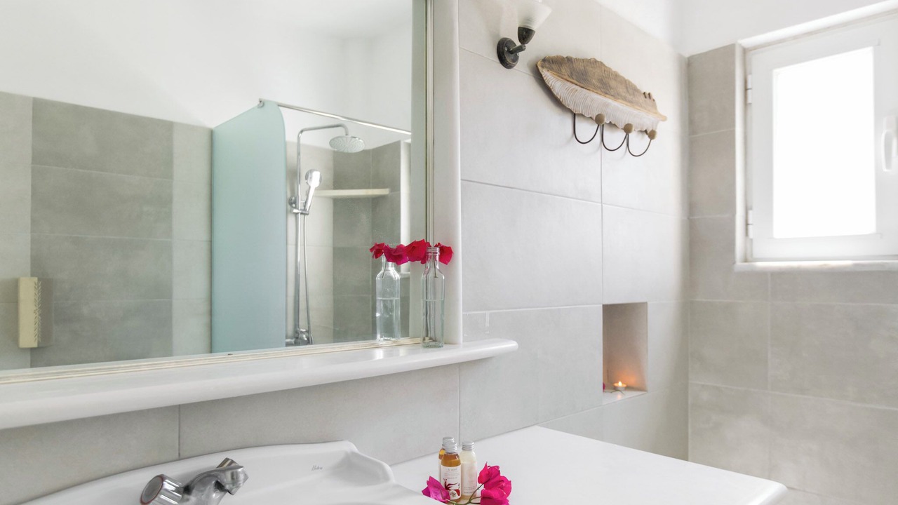 Photo of Bathroom in Parikia