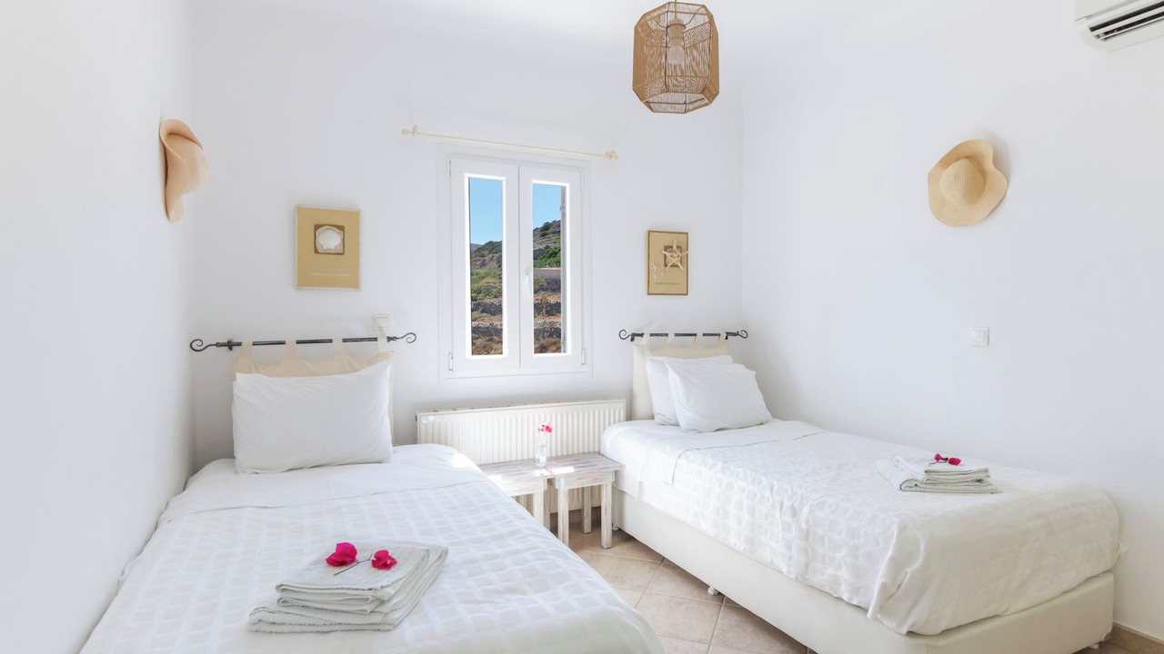 Photo of Bedroom in Parikia