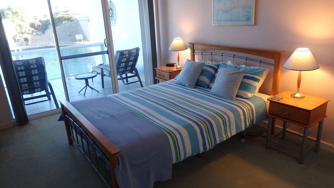Photo of Patio Balcony in Halls Head