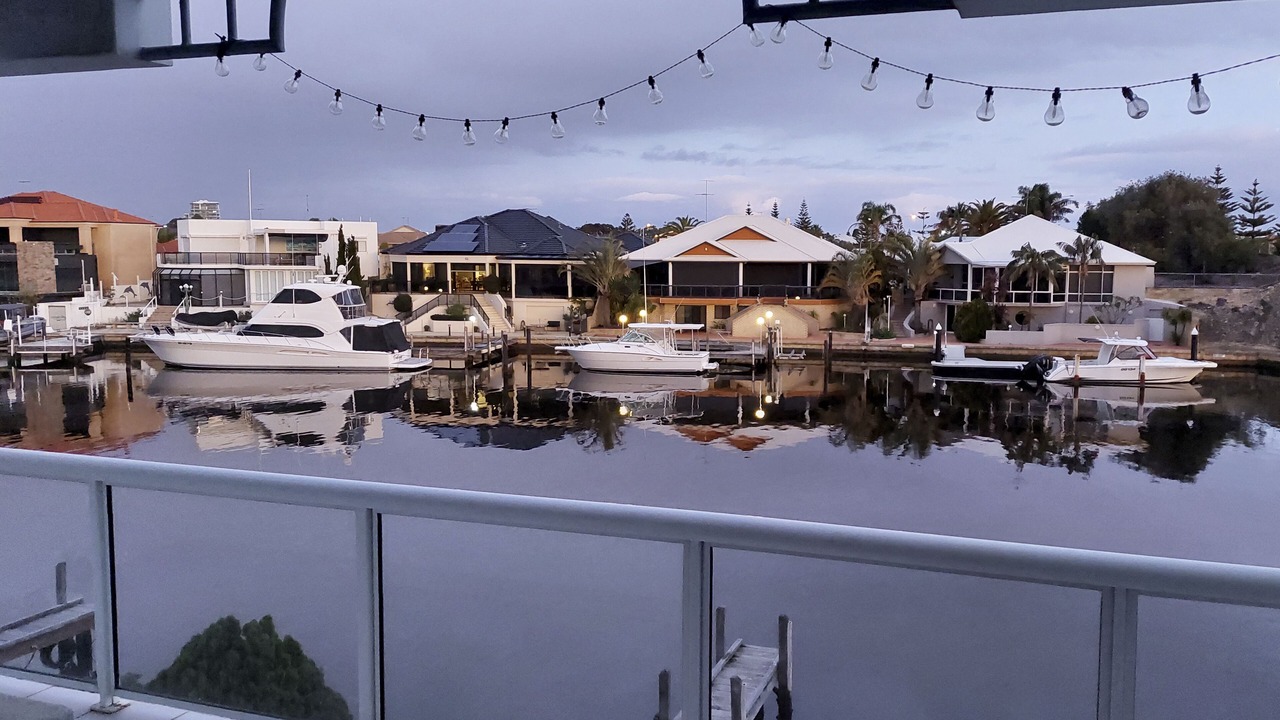 Photo of Patio Balcony in Halls Head