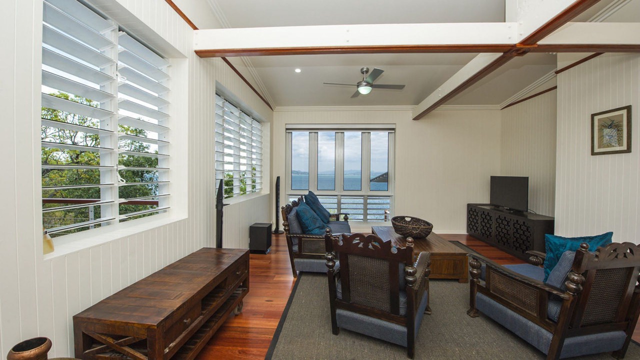 Photo of Livingroom in Picnic Bay