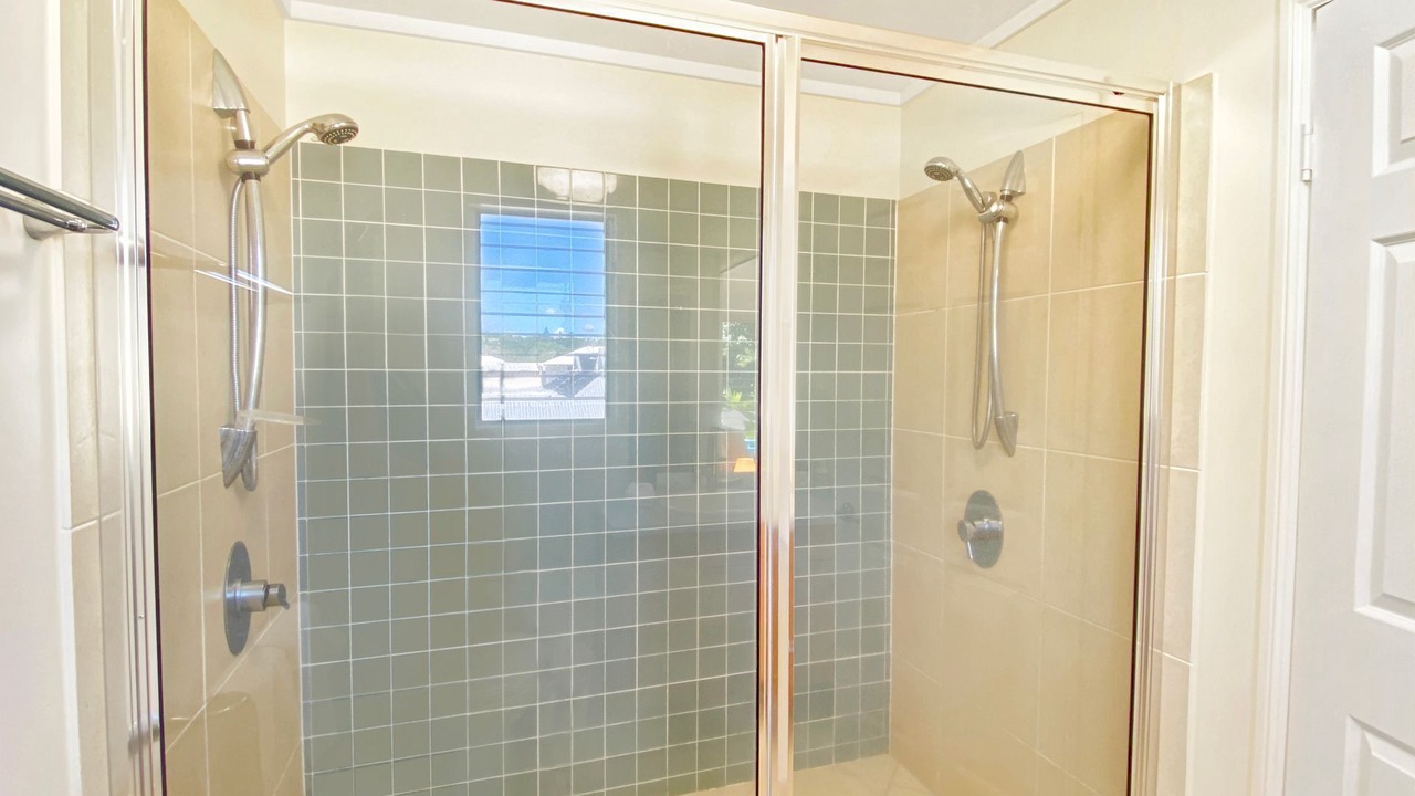 Photo of Bathroom in Picnic Bay