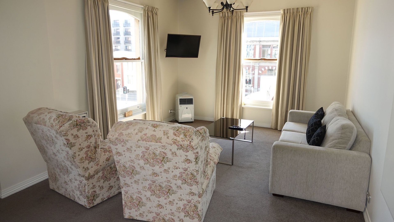 Photo of Livingroom in Sullivan's Cove