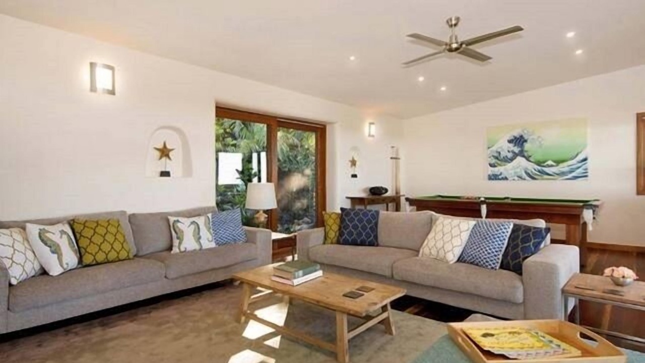 Photo of Livingroom in Federal