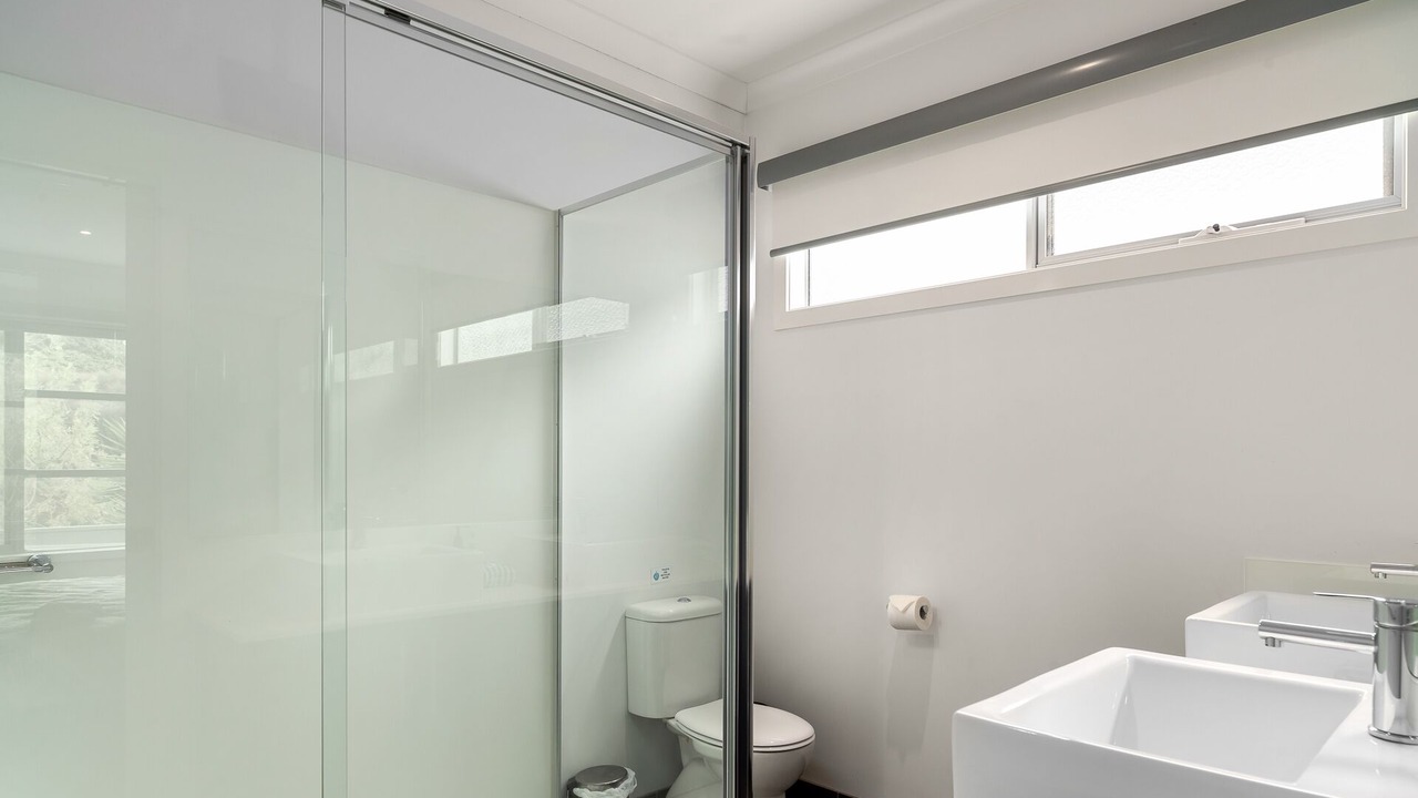 Photo of Bathroom in Cowes