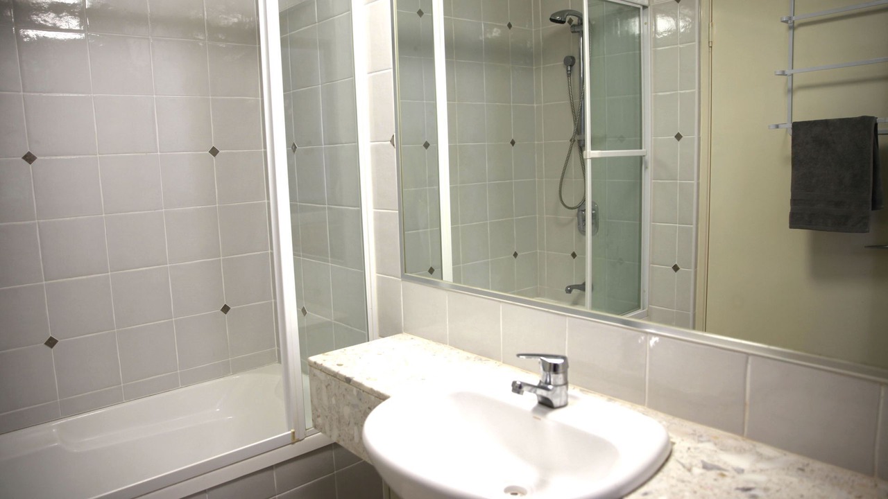 Photo of Bathroom in Moffat Beach