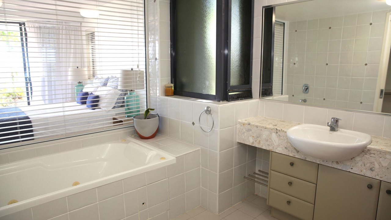 Photo of Bathroom in Moffat Beach