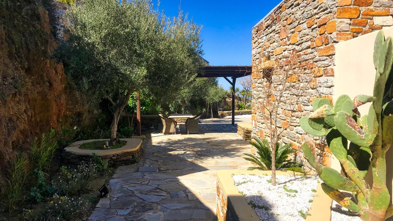 Photo of Patio Balcony in Kea