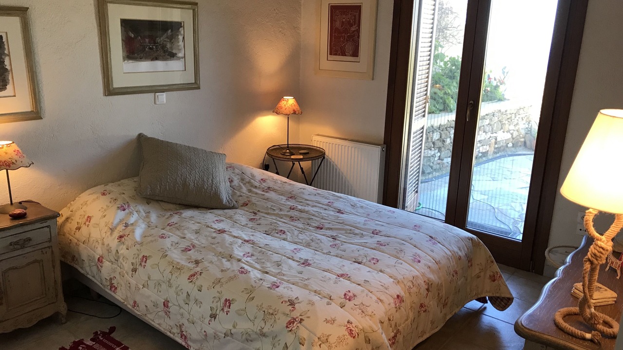 Photo of Bedroom in Kea
