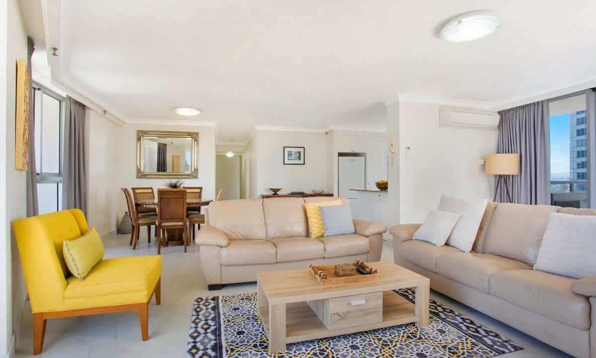 Photo of Livingroom in Surfers Paradise