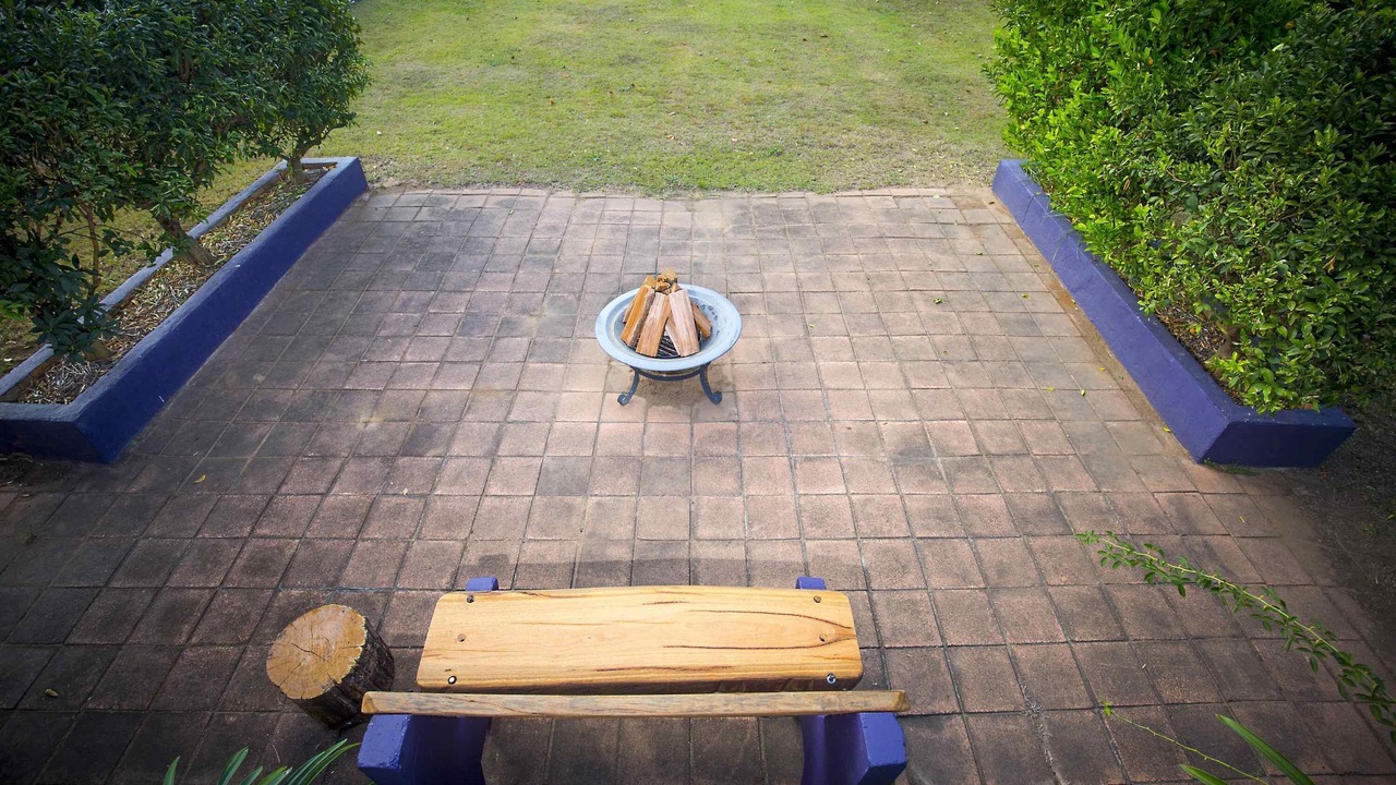 Photo of Outdoor in Broke