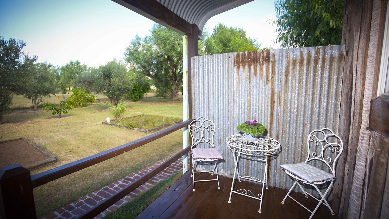 Photo of Outdoor in Broke