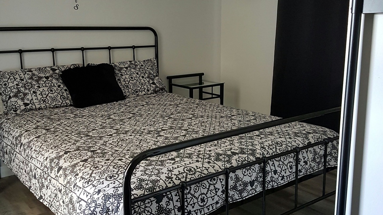 Photo of Bedroom in Leeman