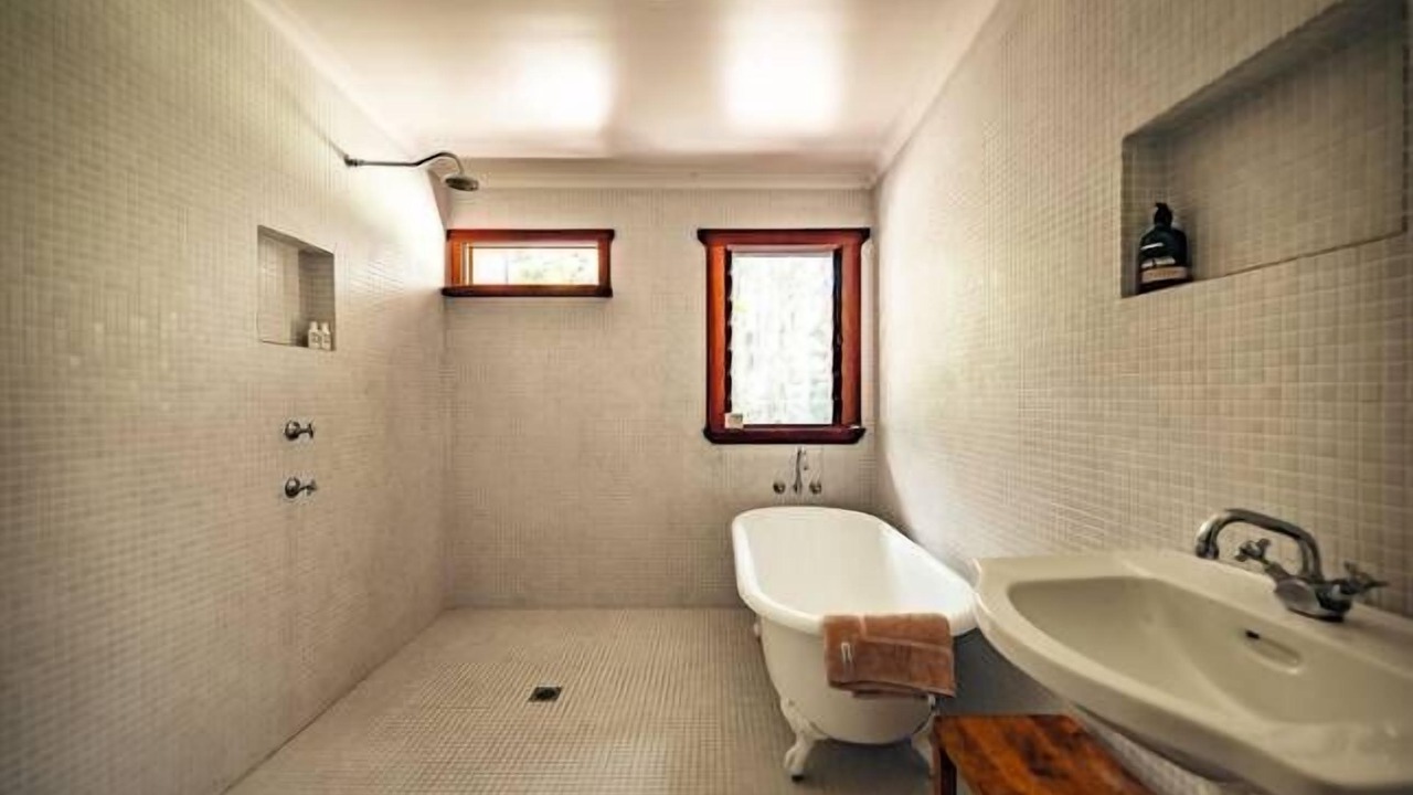 Photo of Bathroom in Urunga