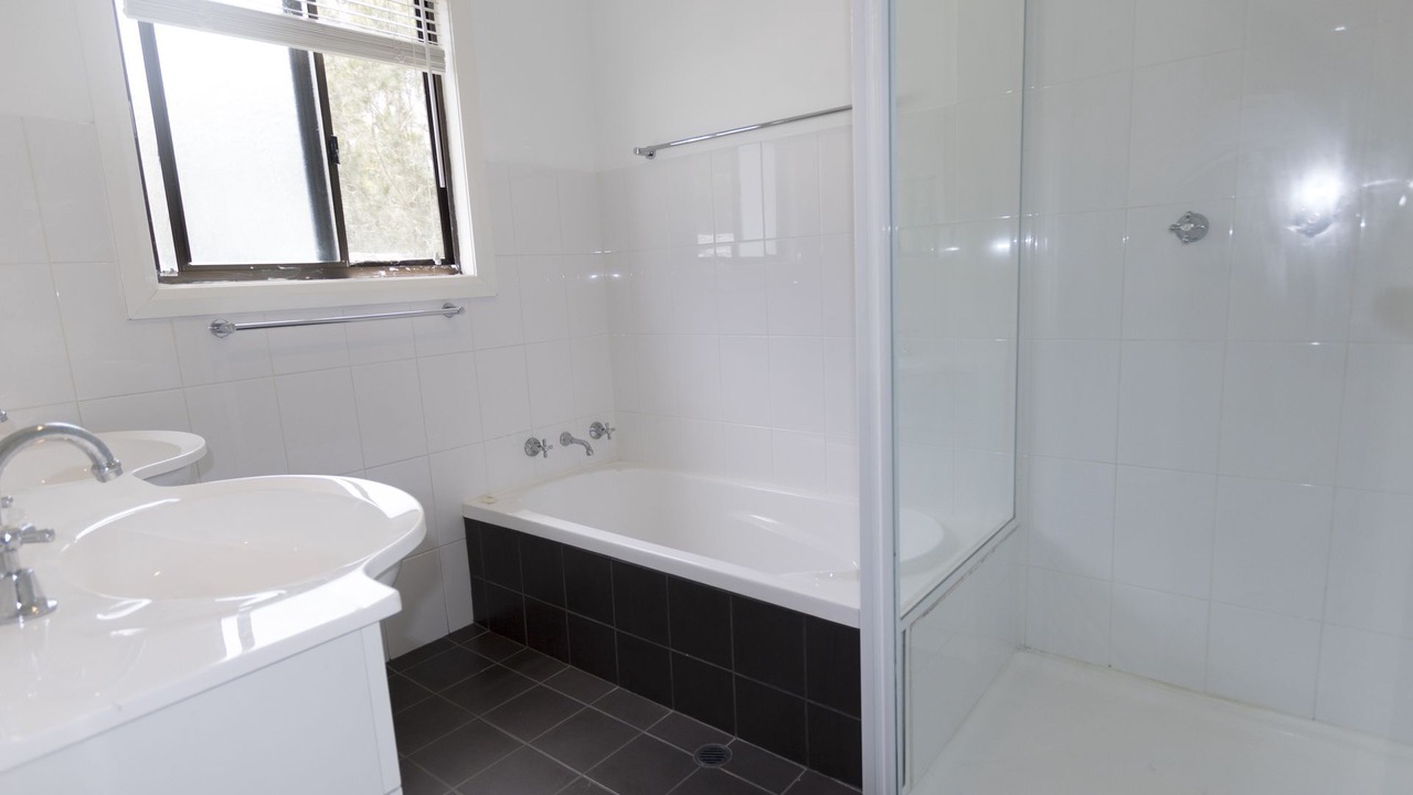 Photo of Bathroom in Narrawallee