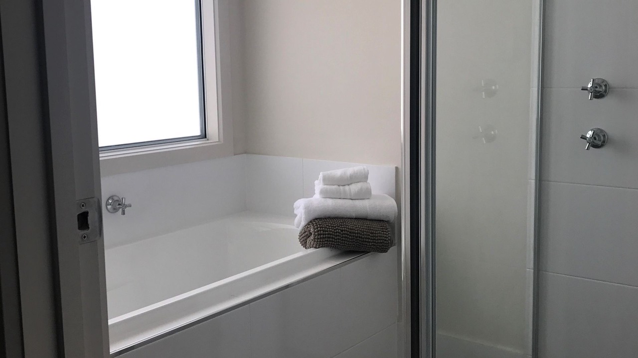 Photo of Bathroom in Kingscote
