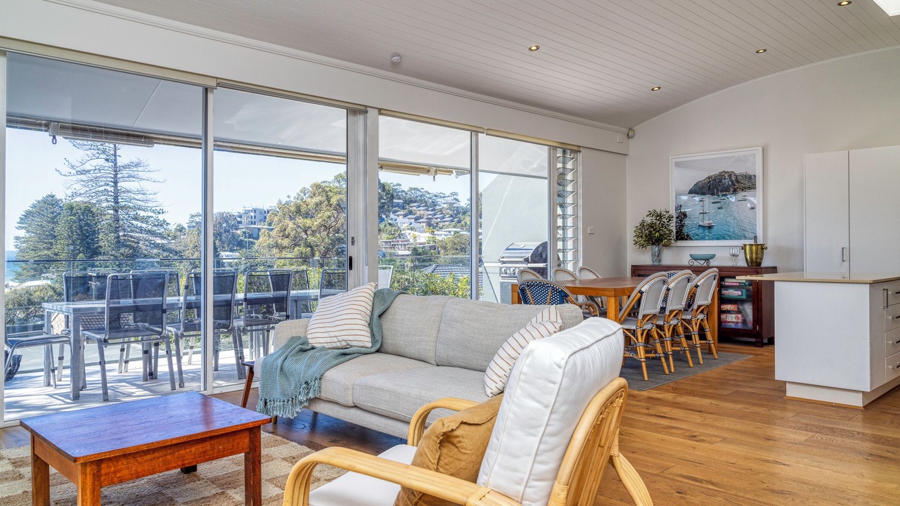 Photo of Livingroom in Avoca Beach