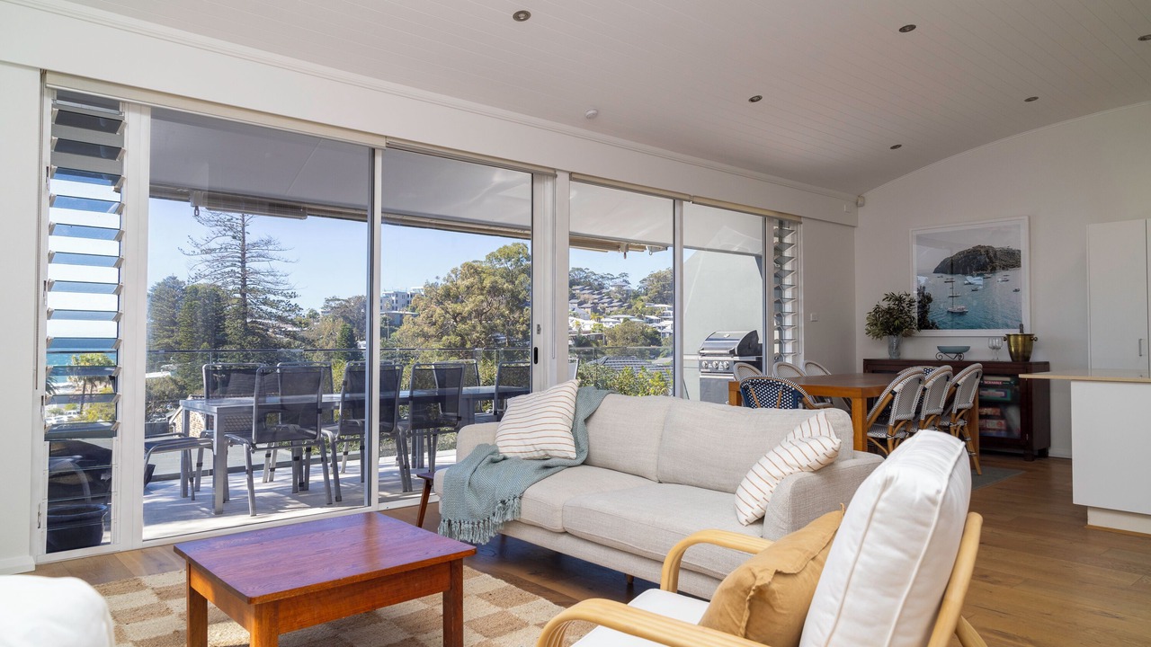 Photo of Livingroom in Avoca Beach