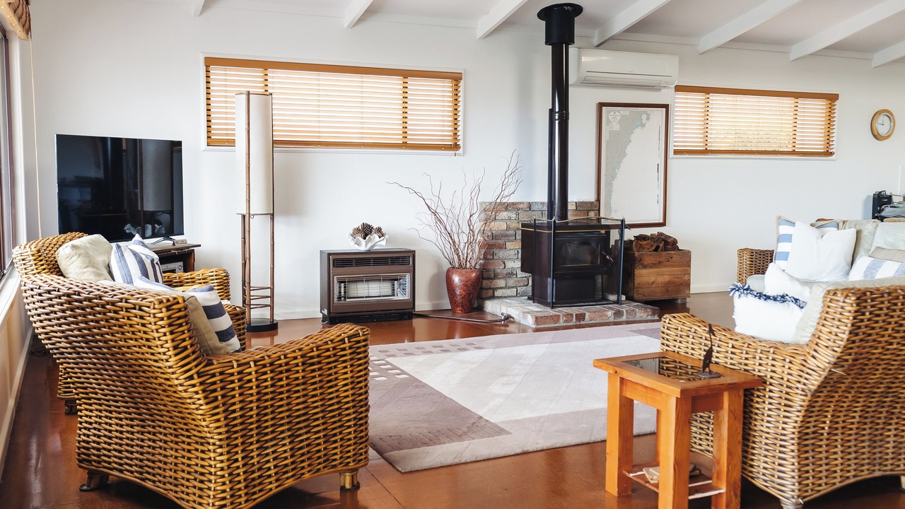 Photo of Livingroom in Mossy Point