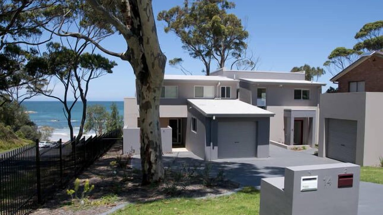 Photo of Outdoor in Denhams Beach