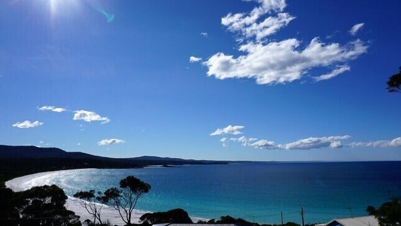 Photo of Others in Binalong Bay
