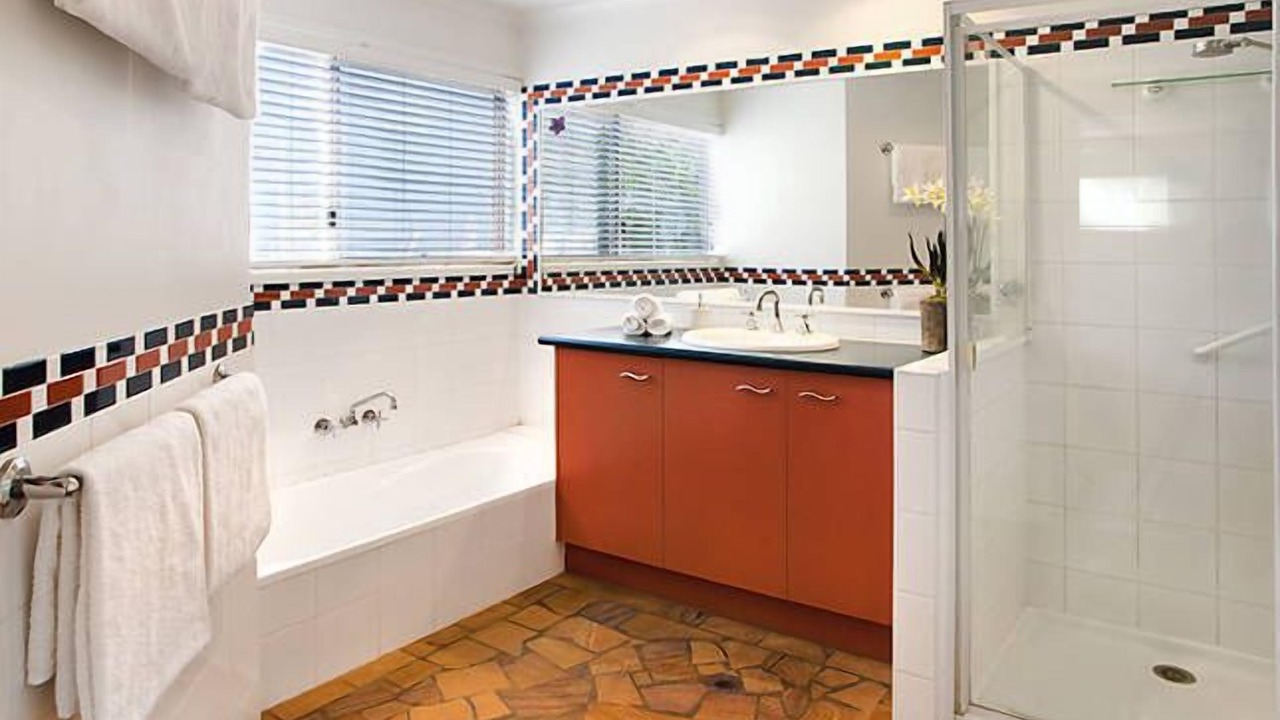 Photo of Bathroom in Sunshine Beach