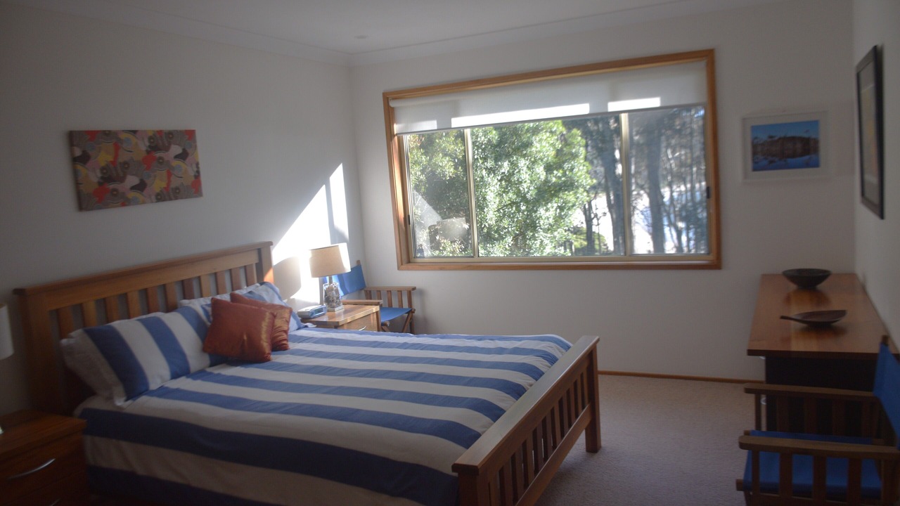 Photo of Bedroom in Depot Beach