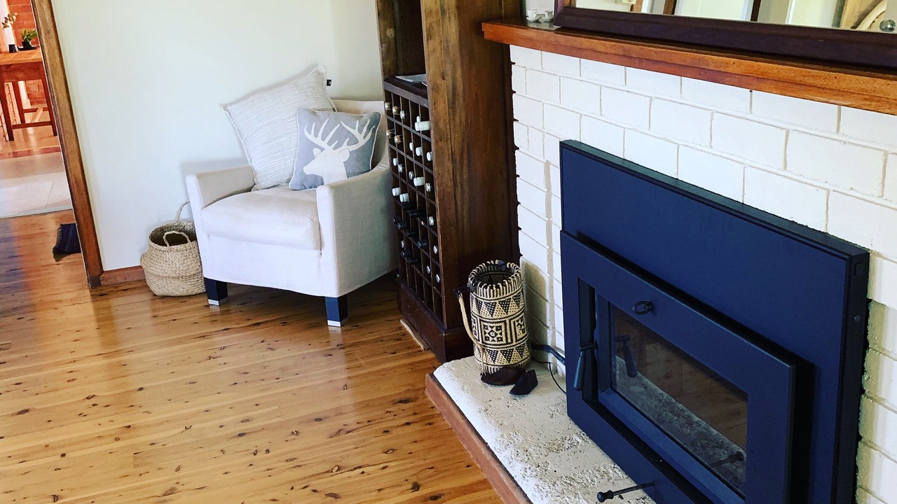 Photo of Livingroom in Eurunderee