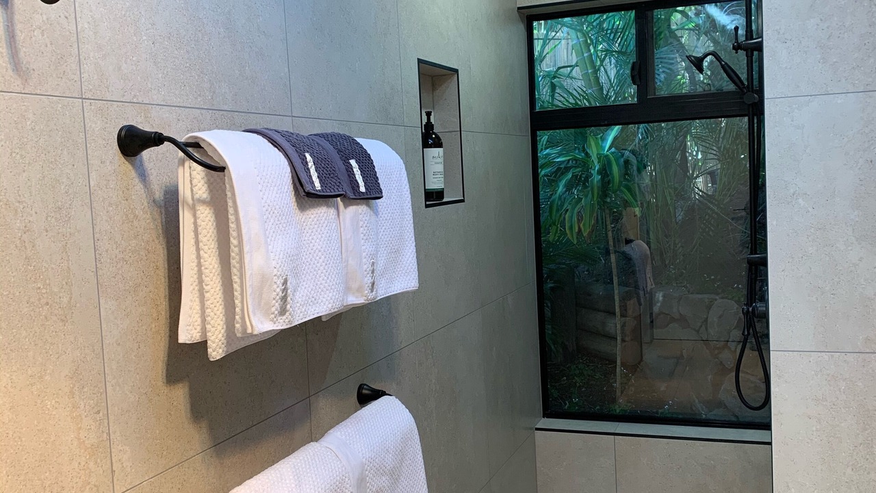 Photo of Bathroom in Kilaben Bay