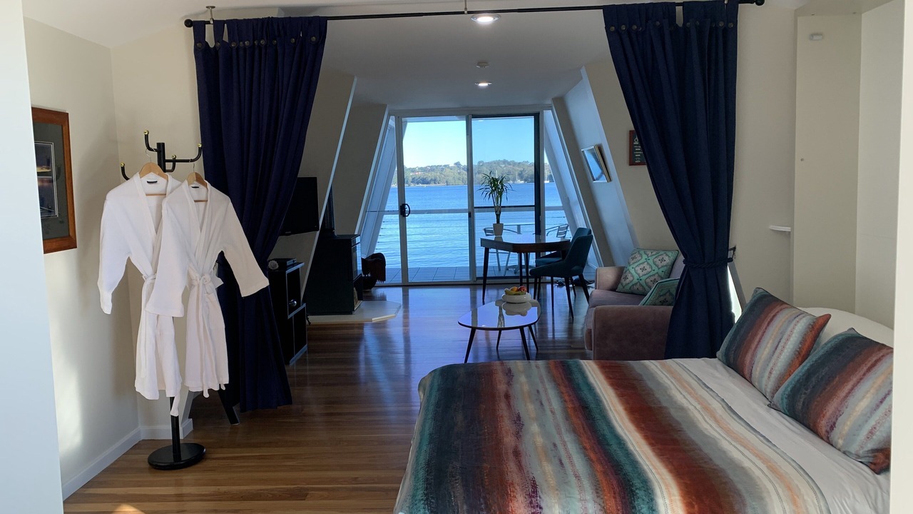 Photo of Bedroom in Kilaben Bay