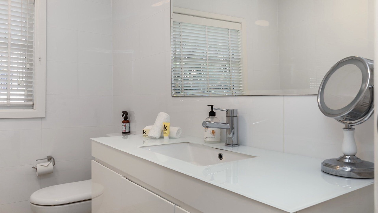 Photo of Bathroom in Hardys Bay