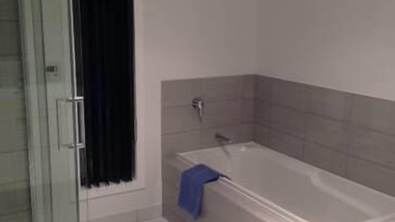 Photo of Bathroom in Eaglehawk Neck
