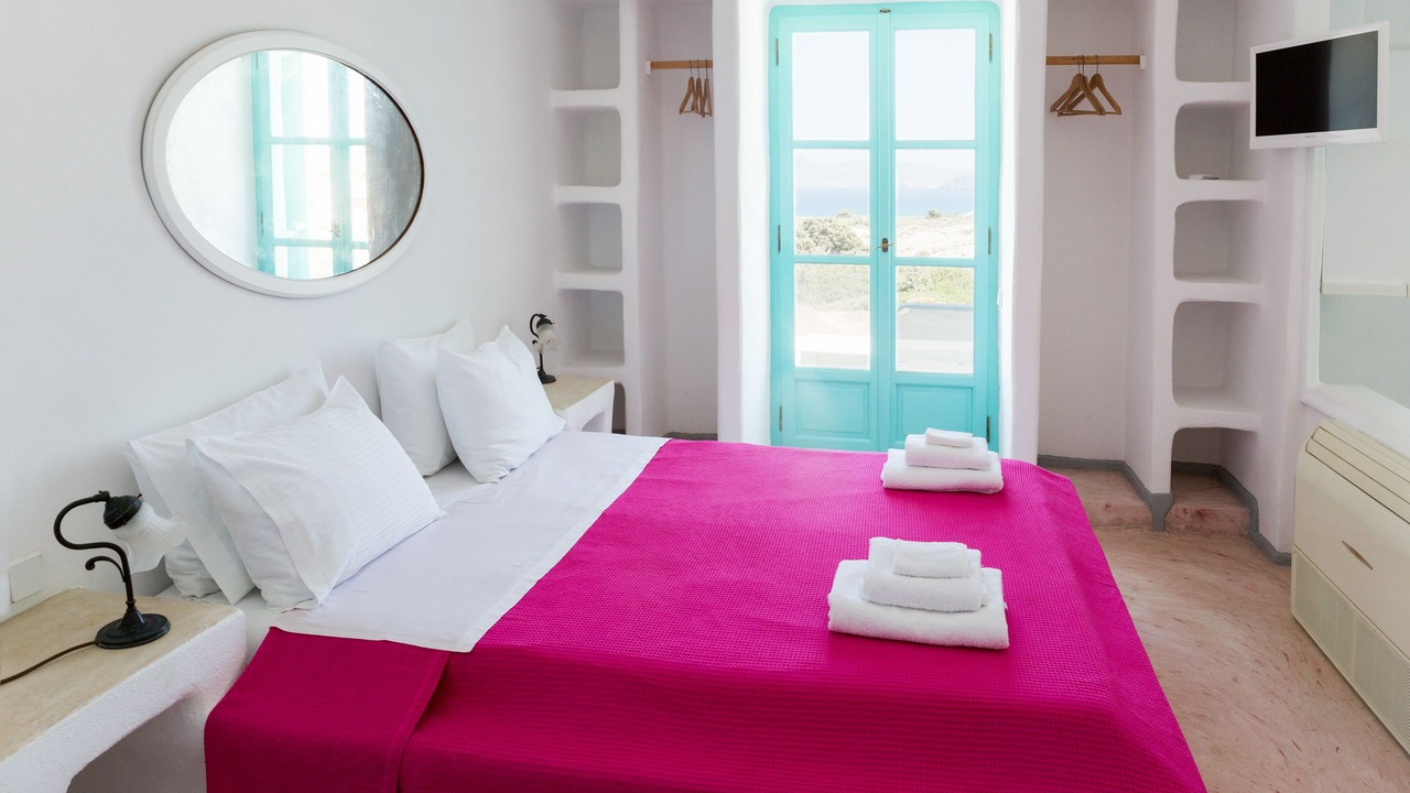 Photo of Bedroom in Milos