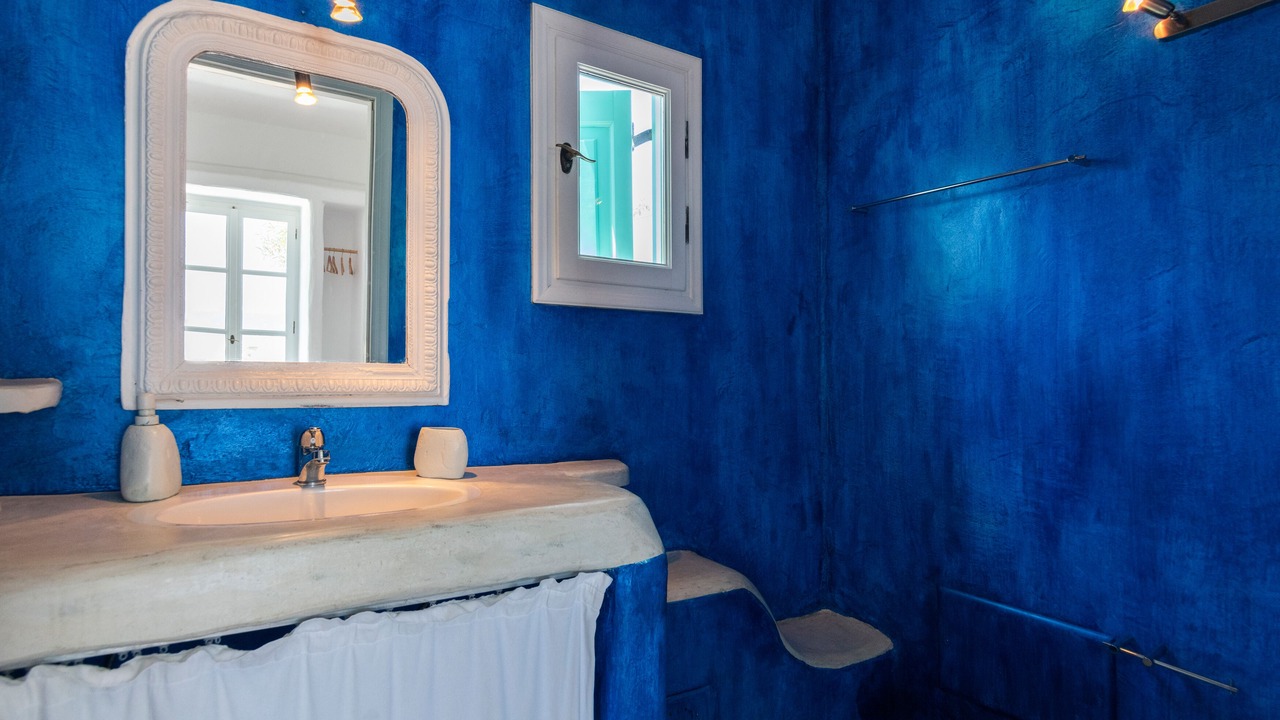 Photo of Bathroom in Milos