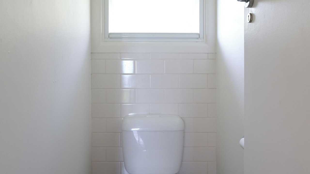 Photo of Bathroom in Black Head