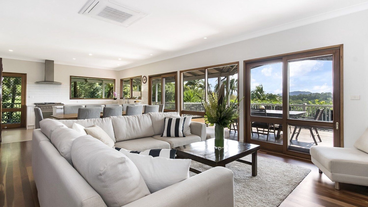 Photo of Livingroom in Federal