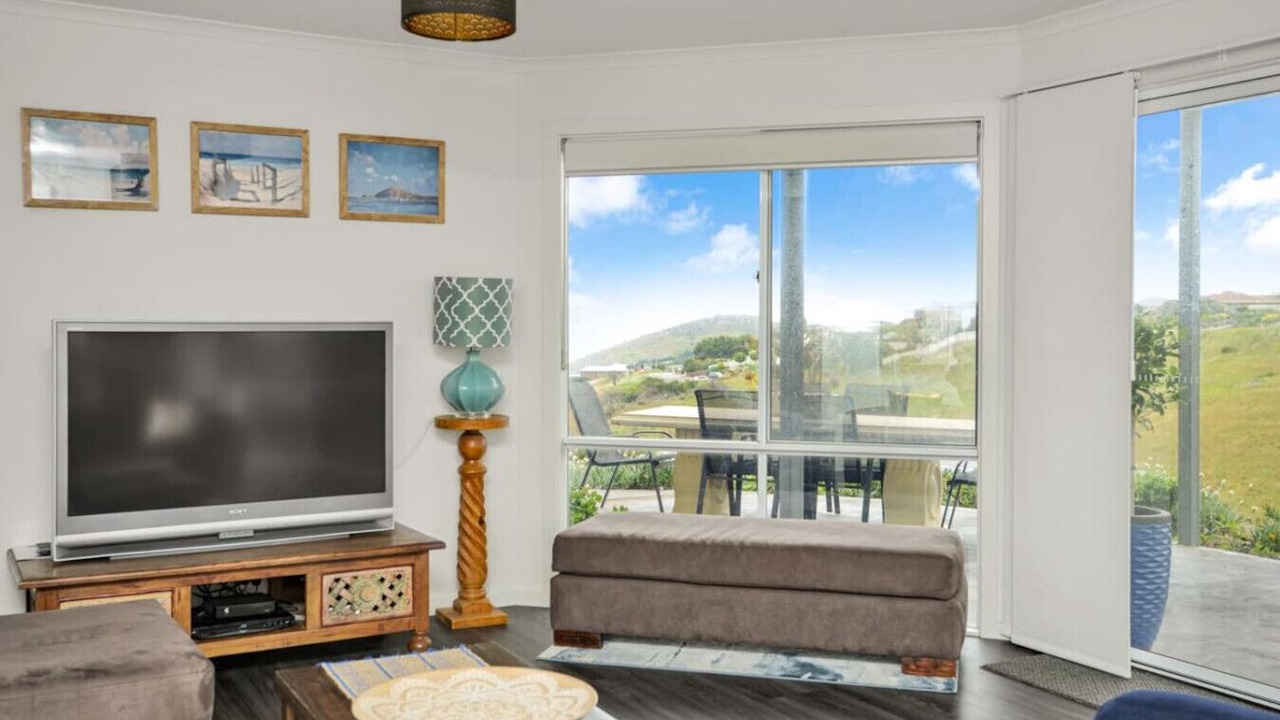 Photo of Livingroom in Encounter Bay