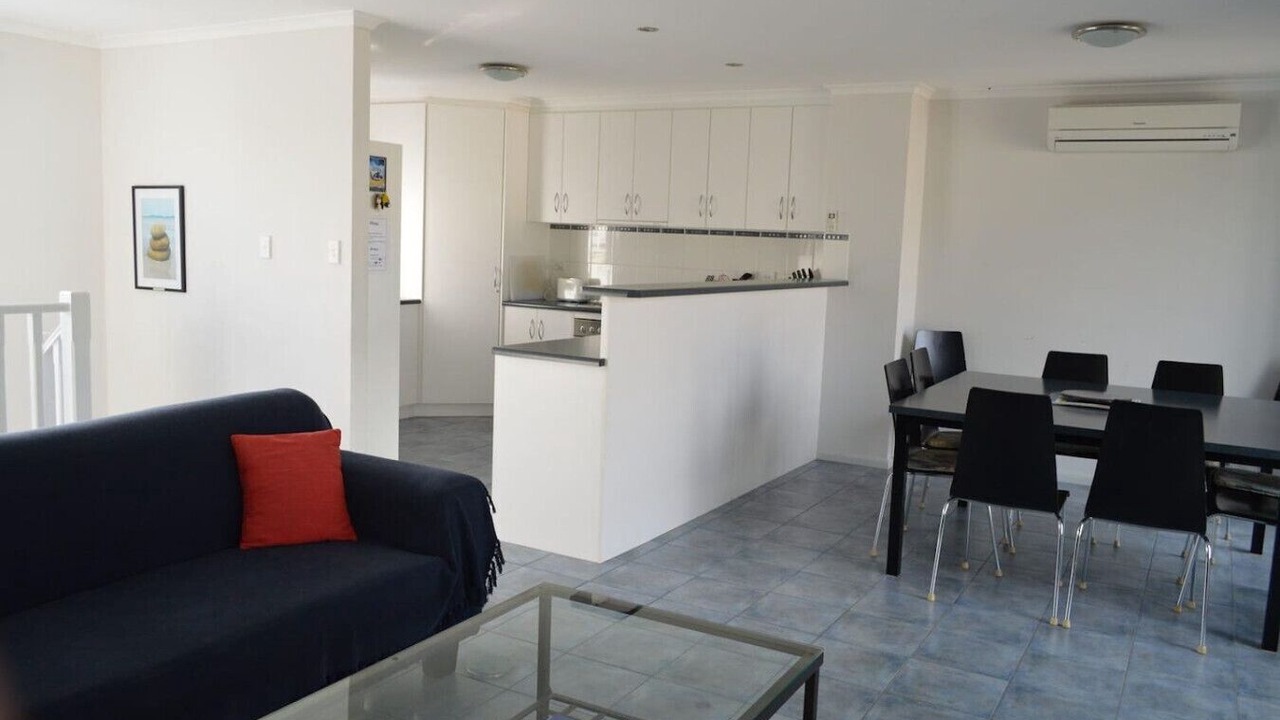 Photo of Livingroom in Hayborough