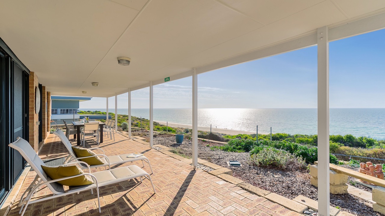 Photo of Patio Balcony in Peppermint Grove Beach