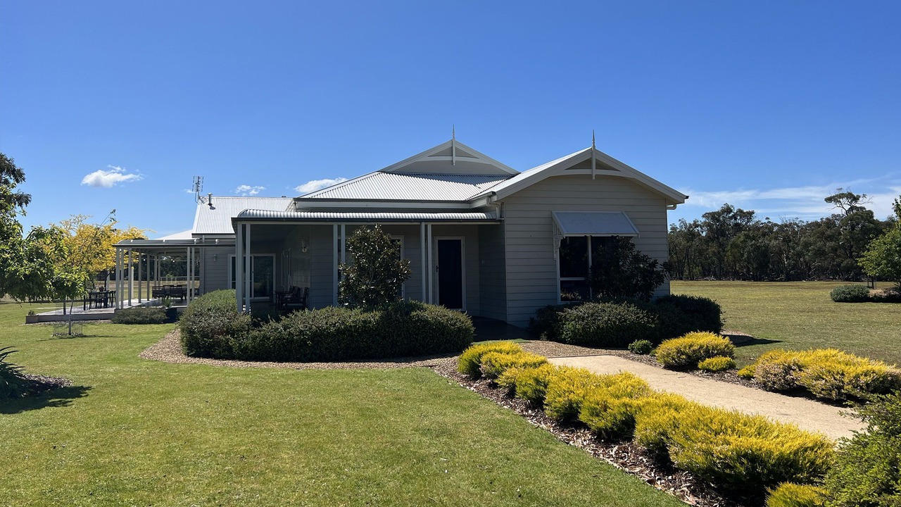 Photo of Others in Halls Gap
