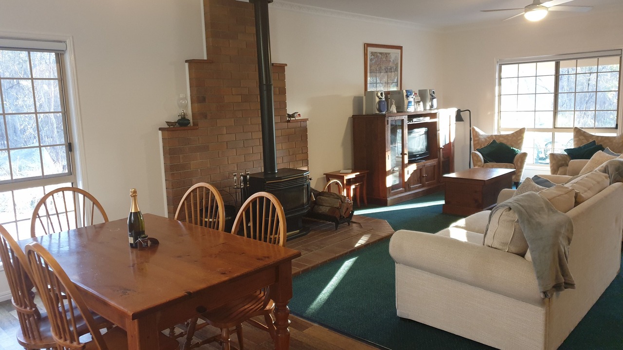 Photo of Livingroom in Mount Tully