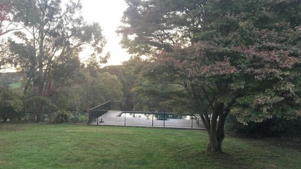 Photo of Outdoor in Red Hill South