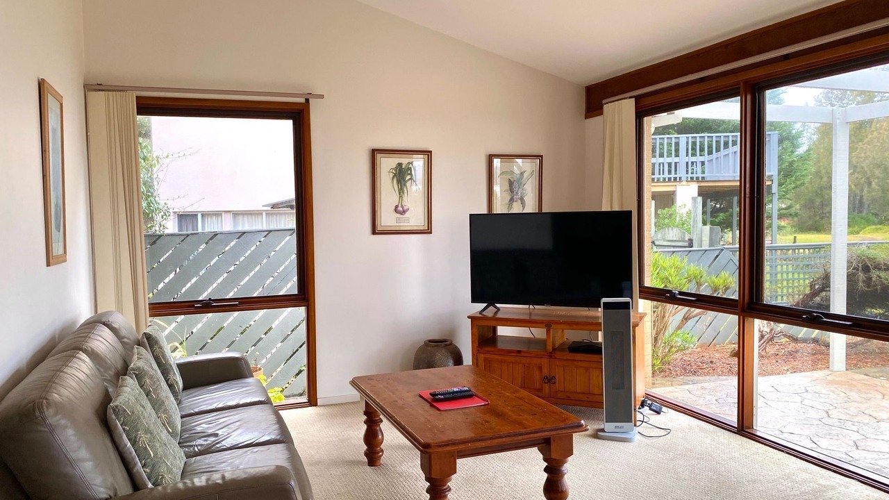 Photo of Livingroom in Surfside