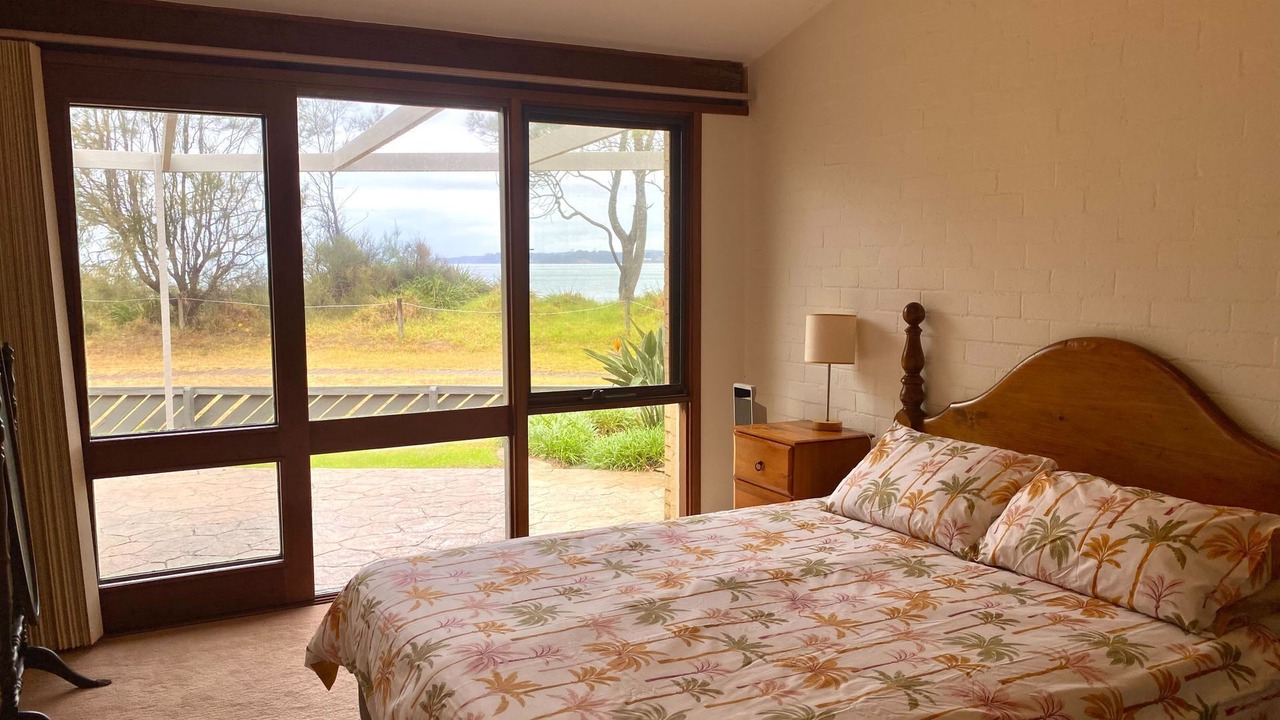 Photo of Bedroom in Surfside