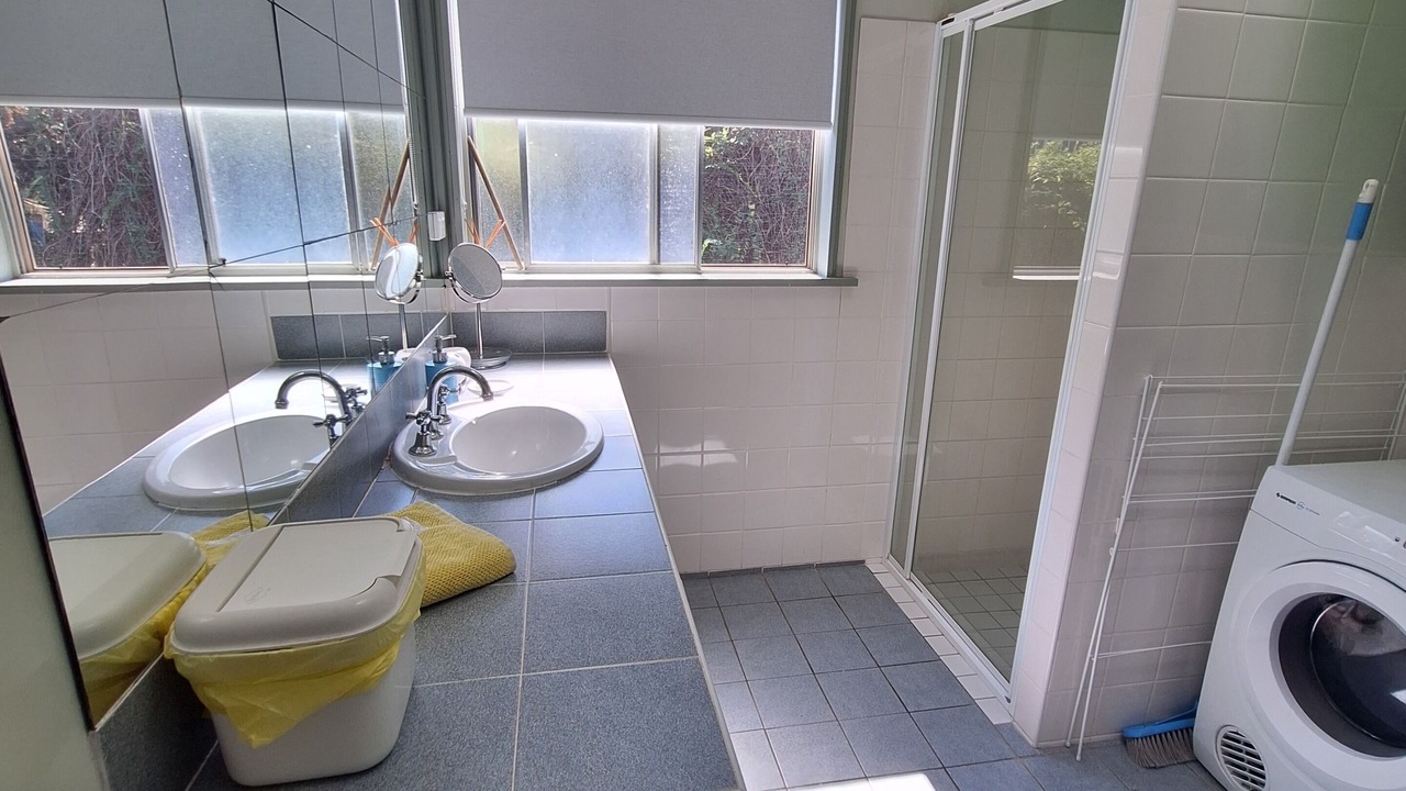 Photo of Bathroom in Denhams Beach