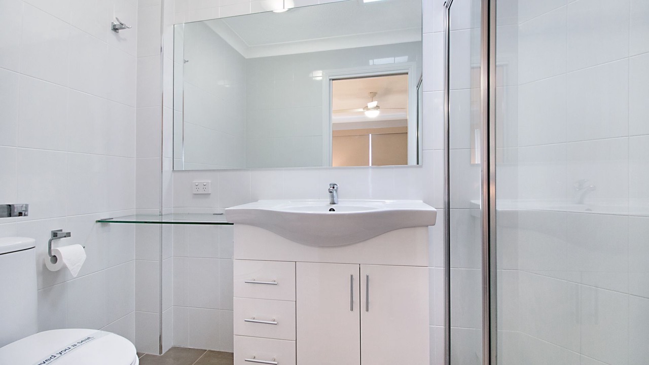Photo of Bathroom in Elanora