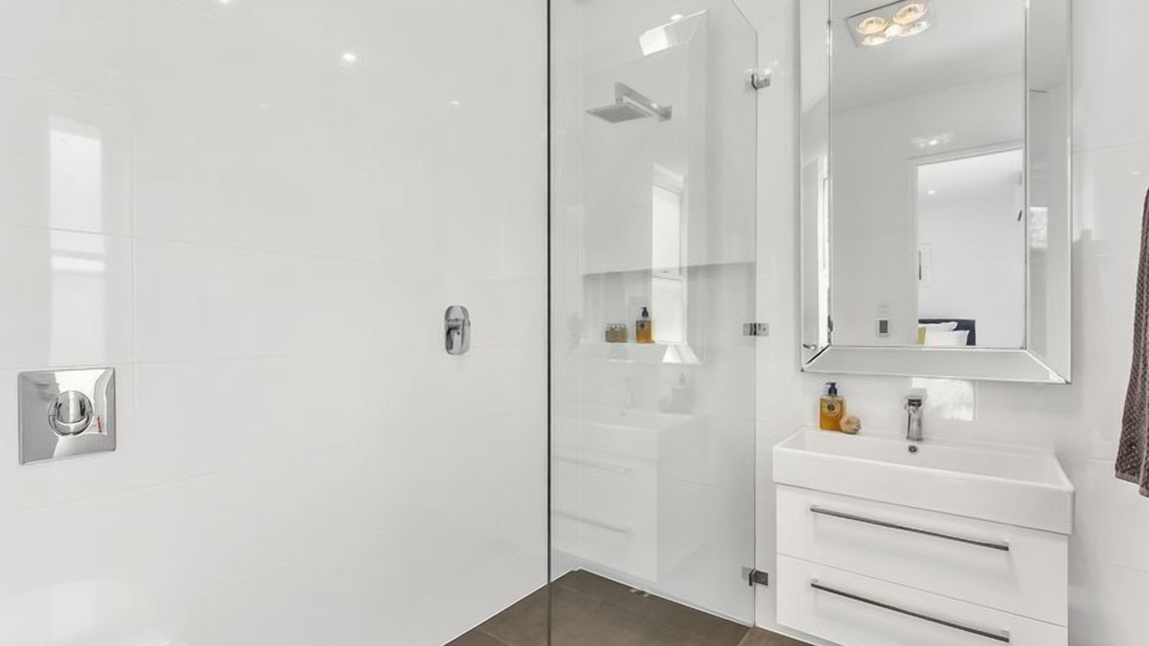 Photo of Bathroom in Waterhouse