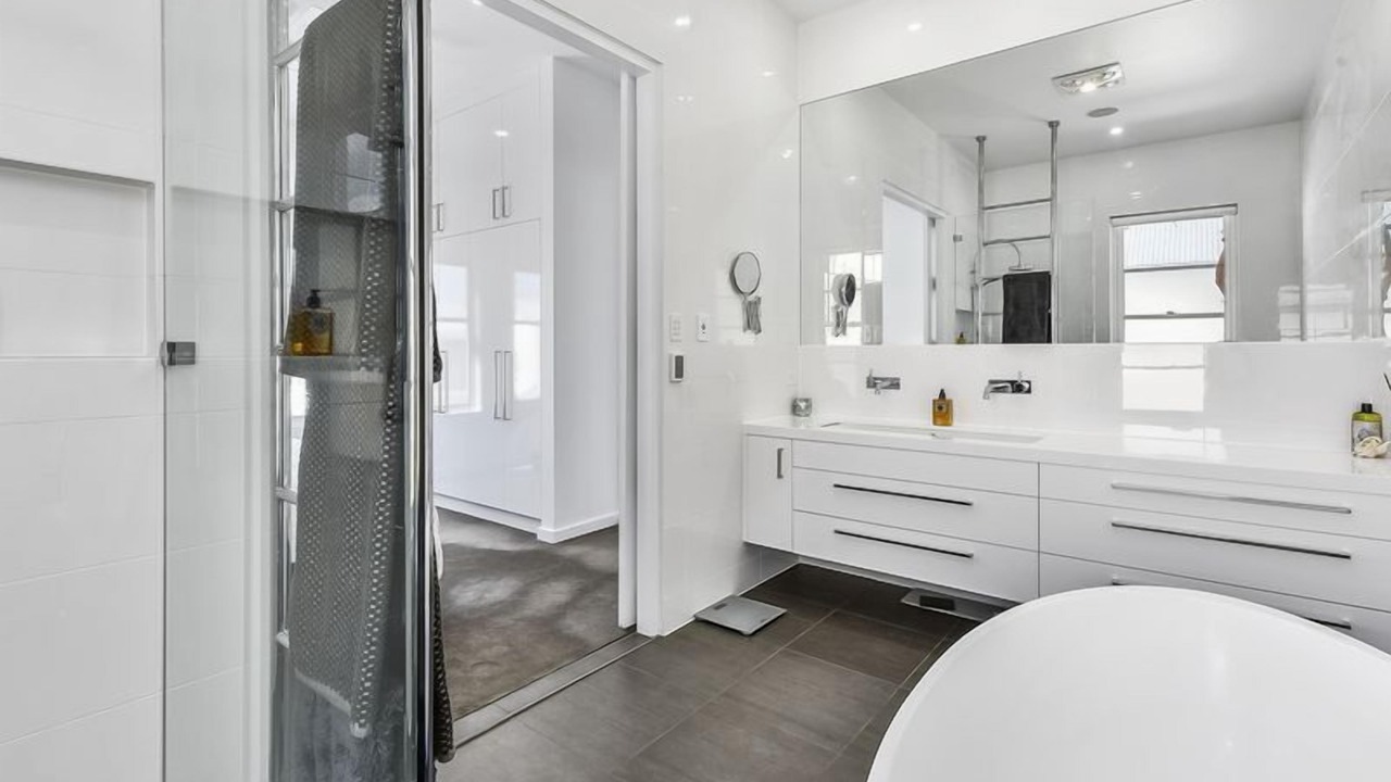 Photo of Bathroom in Waterhouse