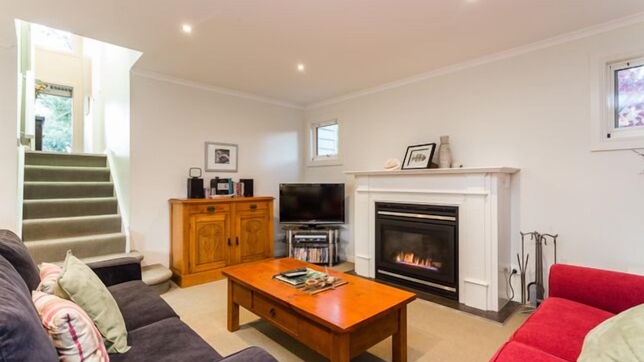 Photo of Livingroom in Lorne