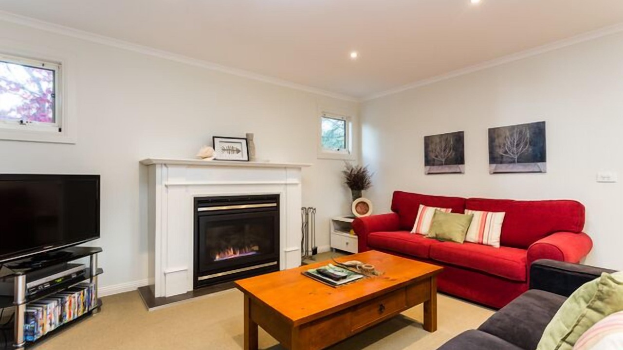 Photo of Livingroom in Lorne